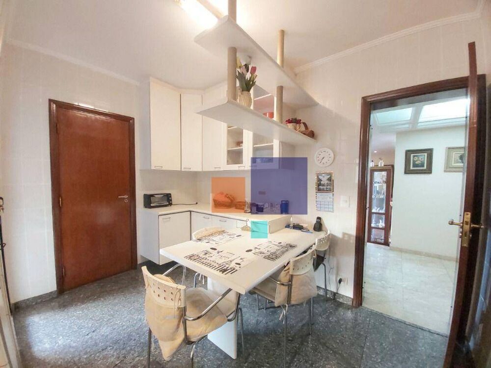 Apartamento à venda com 4 quartos, 200m² - Foto 9