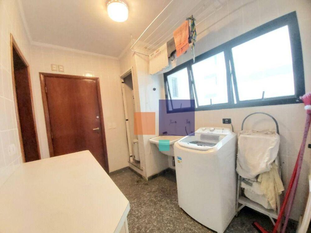 Apartamento à venda com 4 quartos, 200m² - Foto 26