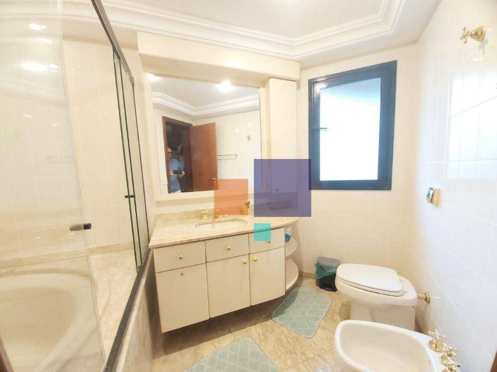 Apartamento à venda com 4 quartos, 200m² - Foto 17