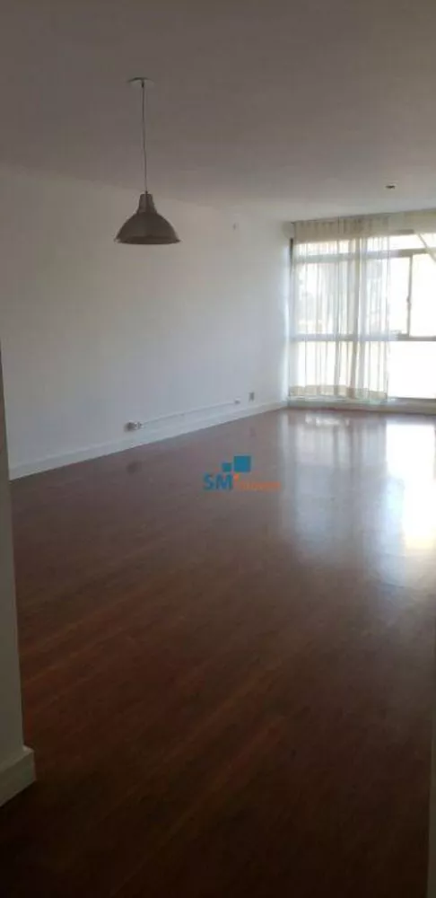 Apartamento à venda com 3 quartos, 140m² - Foto 3