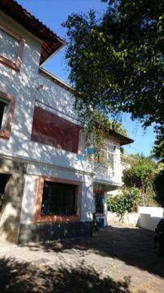 Casa à venda com 6 quartos, 443m² - Foto 4
