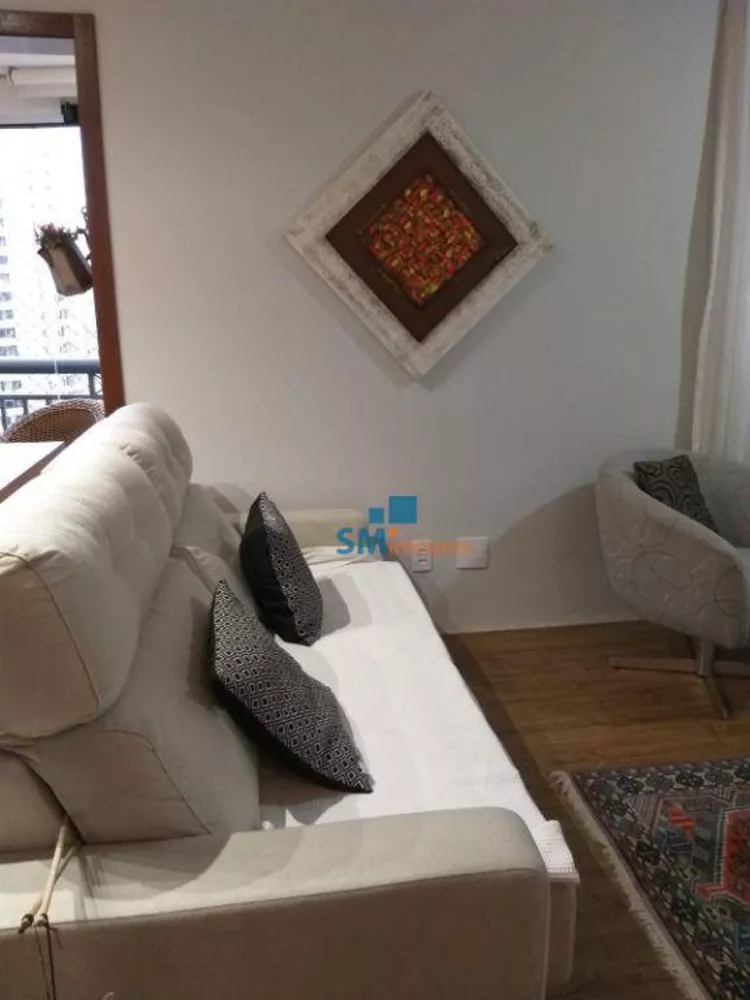 Apartamento à venda com 3 quartos, 143m² - Foto 2