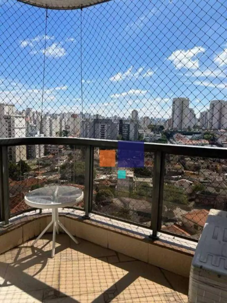 Apartamento para alugar com 3 quartos, 214m² - Foto 1