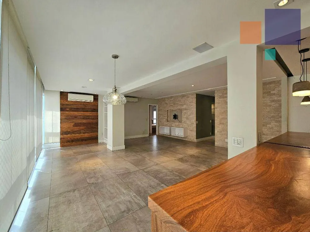 Apartamento, 3 quartos, 134 m² - Foto 2