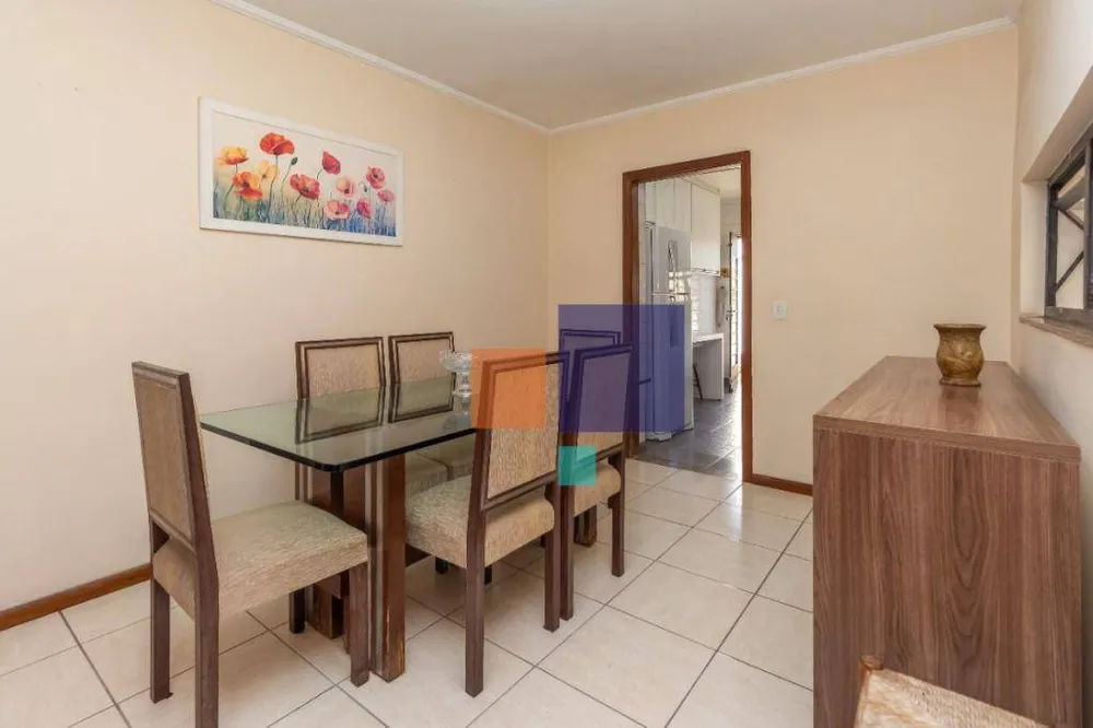 Casa, 5 quartos, 220 m² - Foto 1
