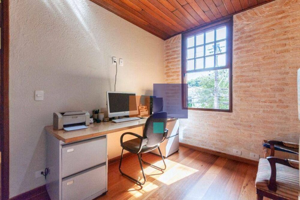 Casa à venda com 3 quartos, 230m² - Foto 34