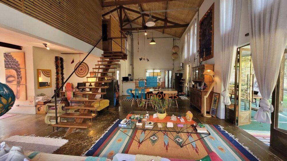 Casa à venda com 2 quartos, 740m² - Foto 13