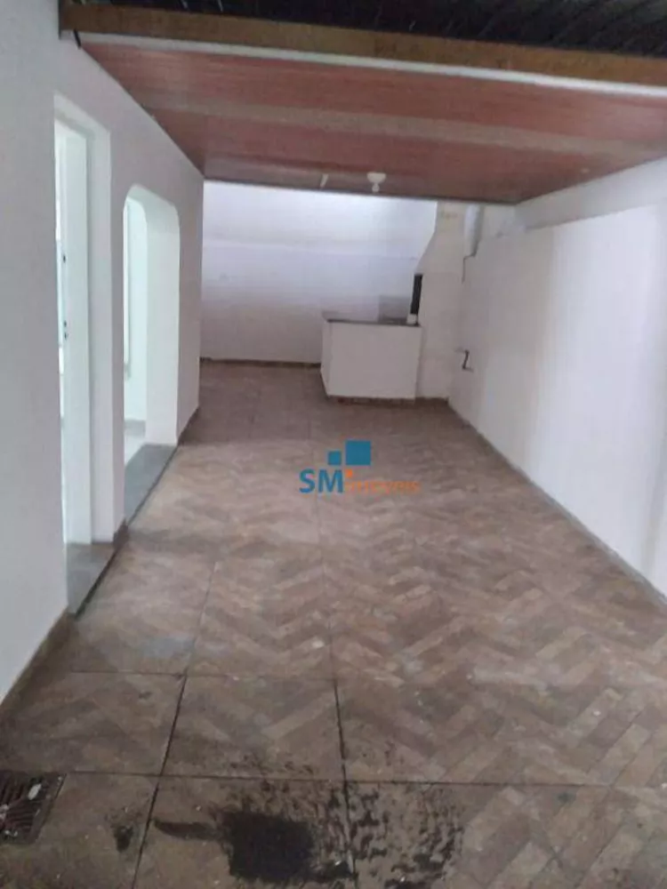 Sobrado para alugar com 5 quartos, 262m² - Foto 3