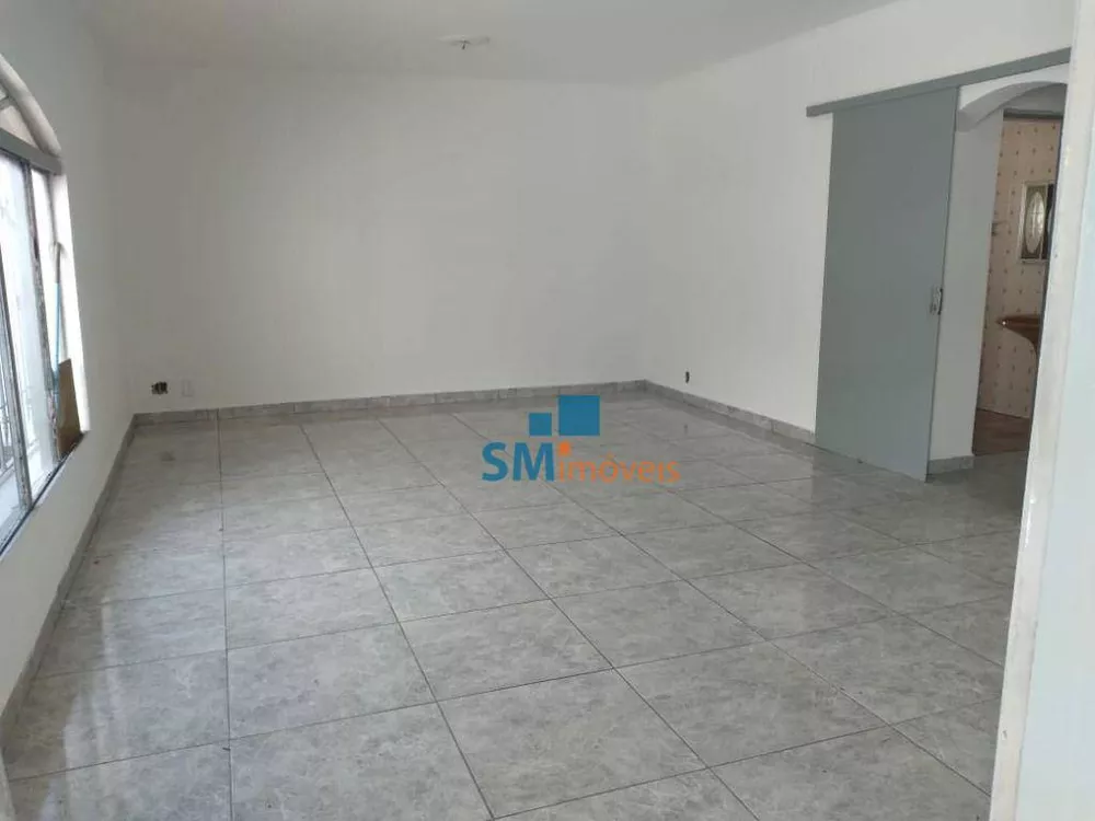 Sobrado para alugar com 5 quartos, 262m² - Foto 1