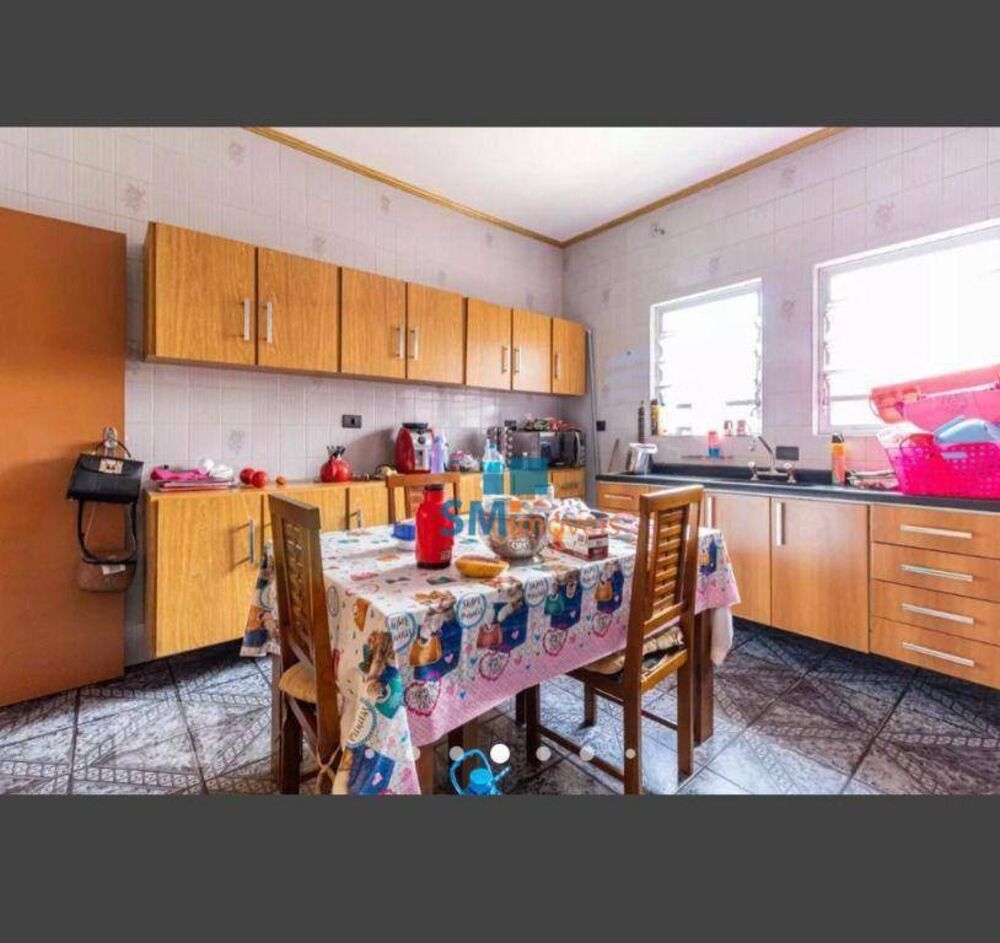 Casa à venda com 3 quartos, 270m² - Foto 4
