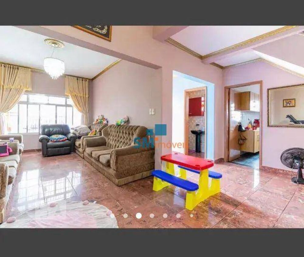 Casa à venda com 3 quartos, 270m² - Foto 1