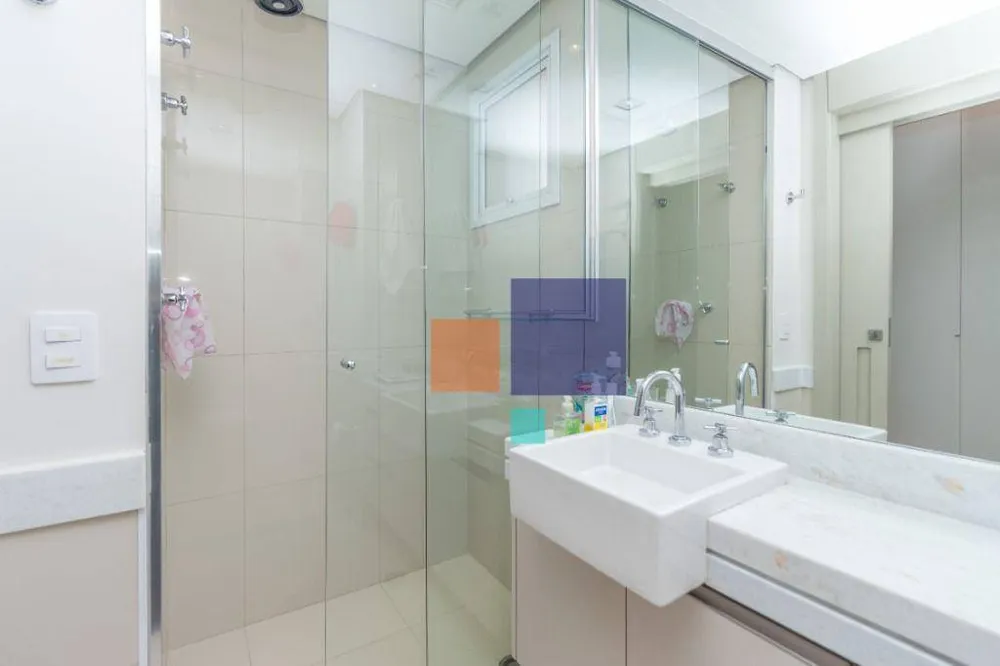Apartamento, 3 quartos, 246 m² - Foto 1