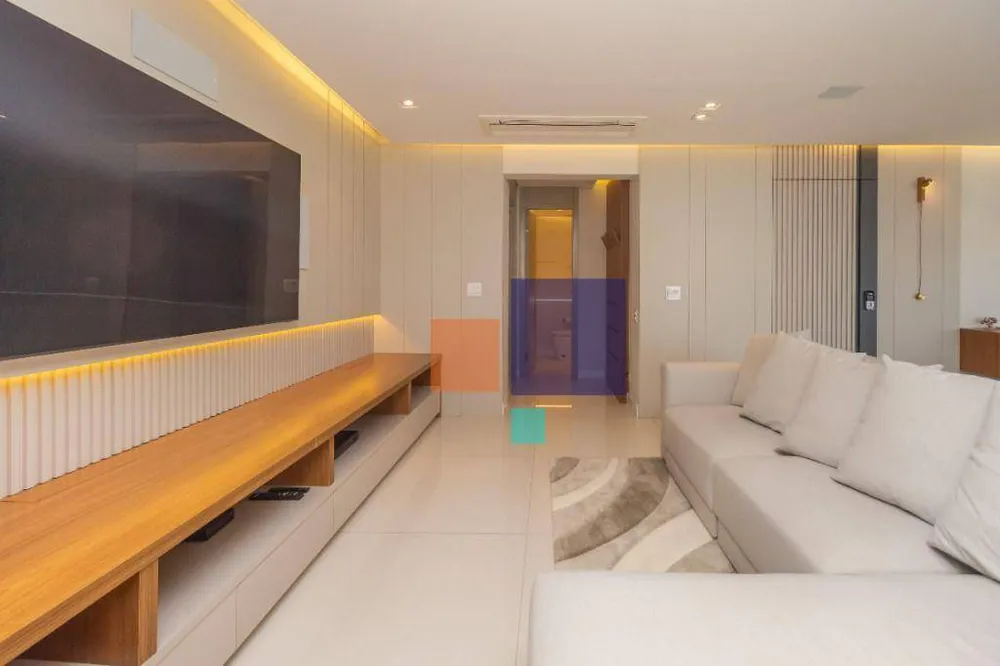 Apartamento, 3 quartos, 246 m² - Foto 2