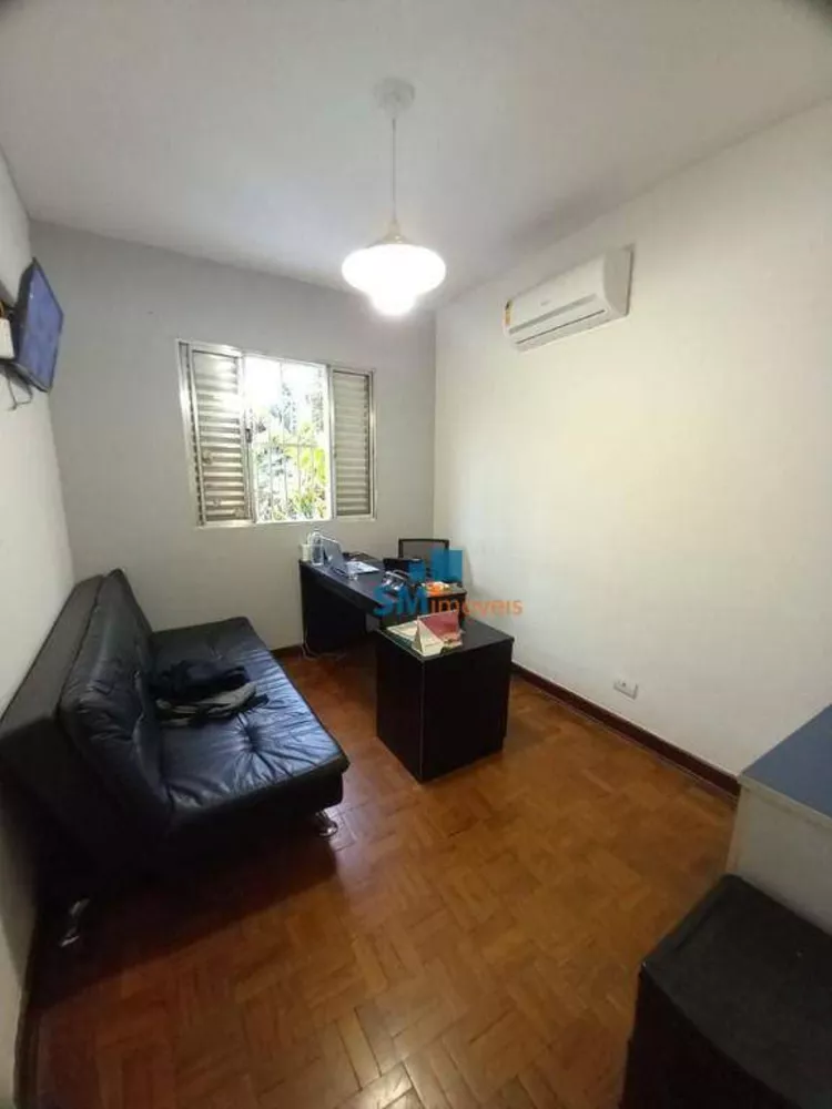 Sobrado à venda e aluguel com 3 quartos, 160m² - Foto 1