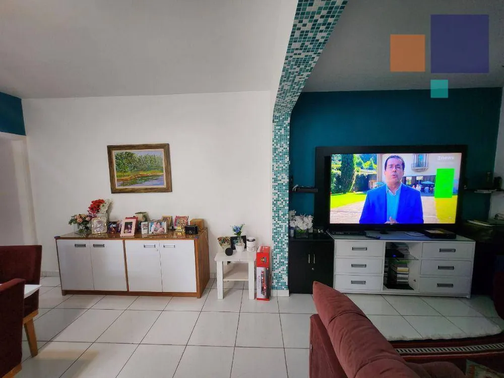 Casa, 4 quartos, 195 m² - Foto 2