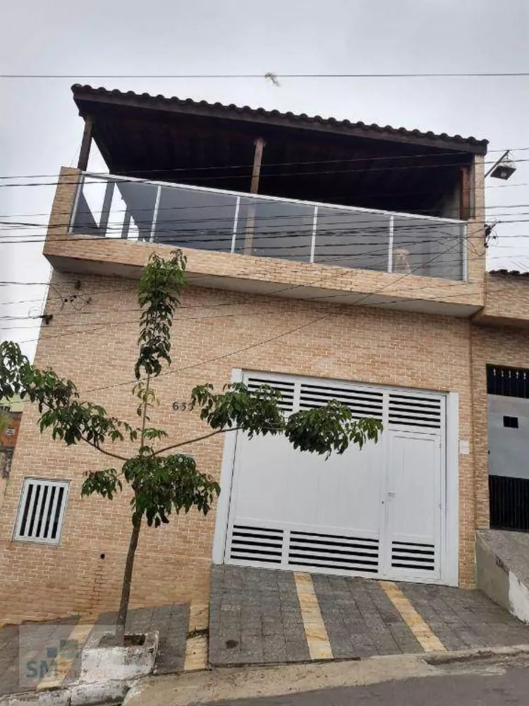 Sobrado à venda com 5 quartos, 498m² - Foto 1