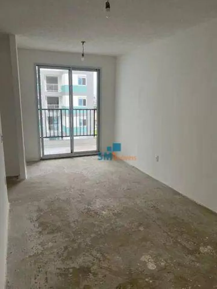 Apartamento à venda com 2 quartos, 55m² - Foto 3