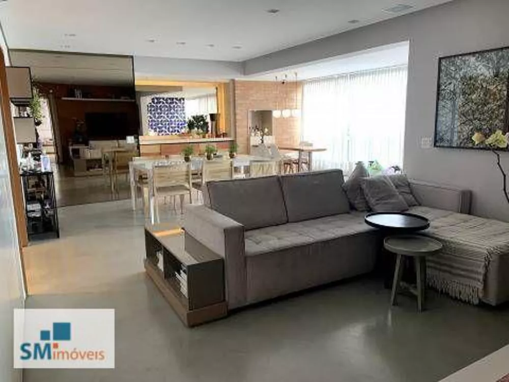 Apartamento à venda com 3 quartos, 156m² - Foto 2