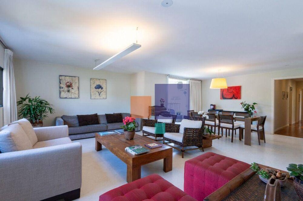 Apartamento à venda com 3 quartos, 232m² - Foto 1