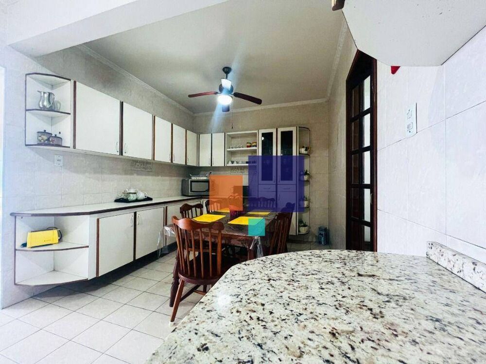 Sobrado à venda com 4 quartos, 252m² - Foto 34