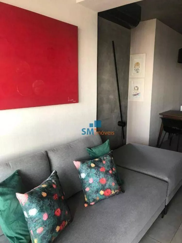 Apartamento à venda com 2 quartos, 70m² - Foto 4