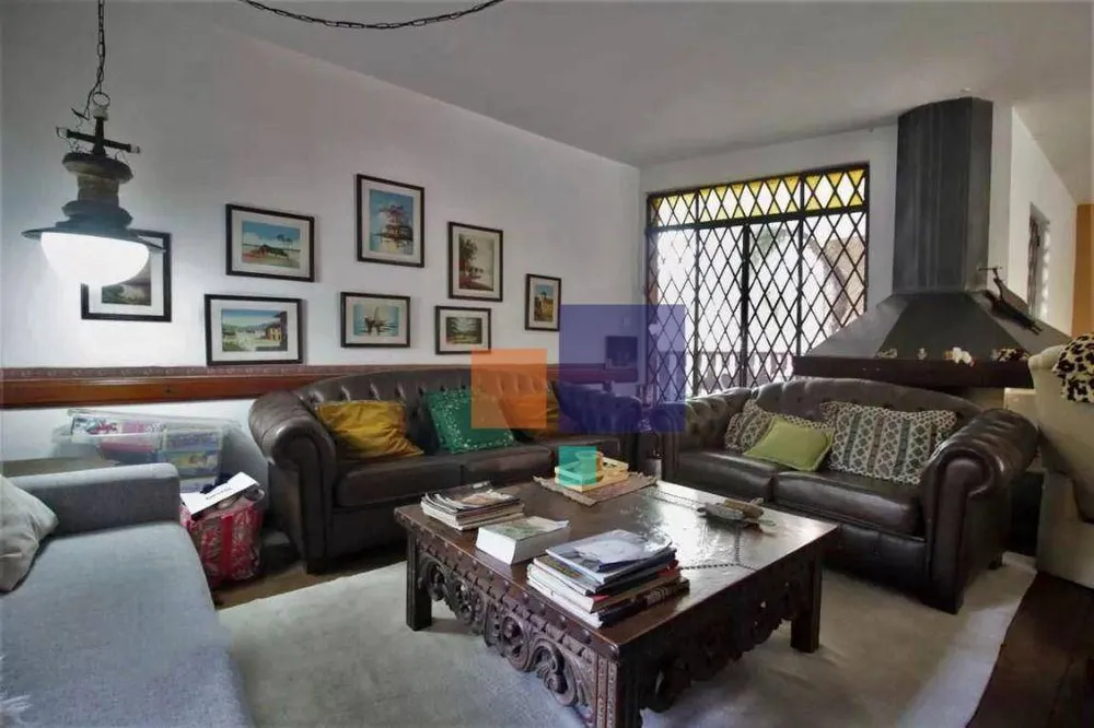 Casa, 6 quartos, 600 m² - Foto 1