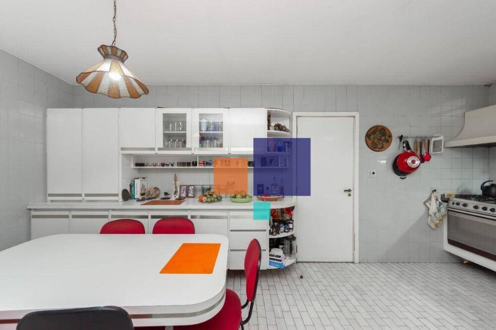 Apartamento à venda com 3 quartos, 168m² - Foto 2