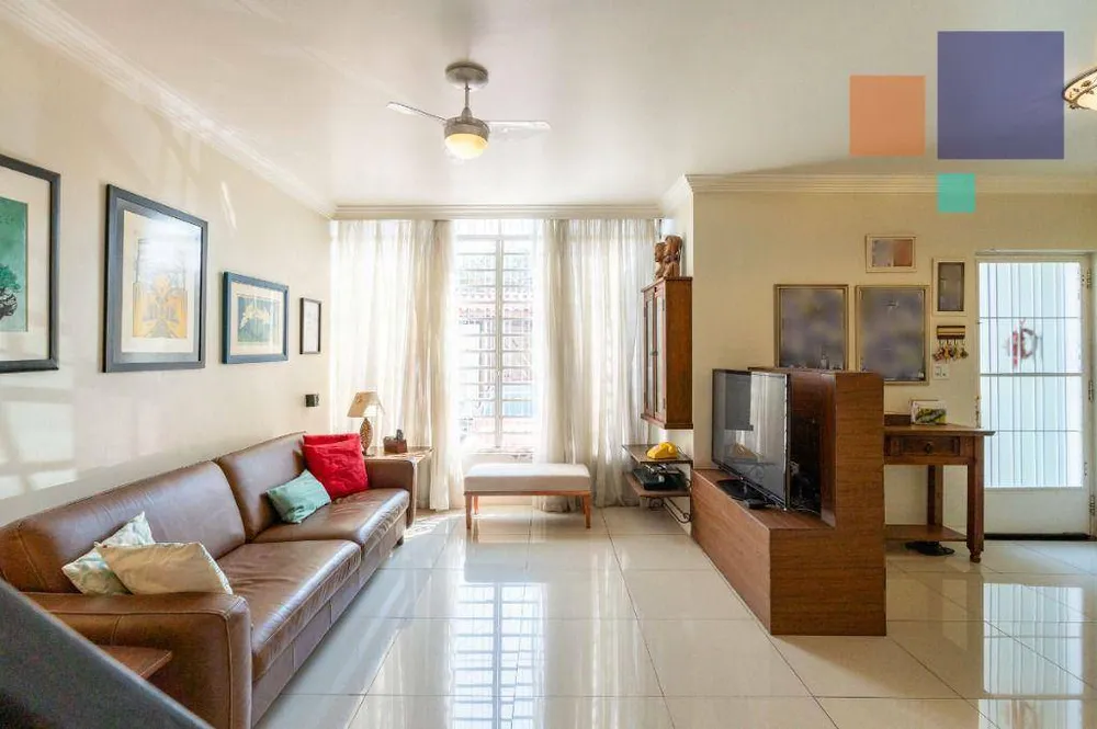Casa, 3 quartos, 168 m² - Foto 2
