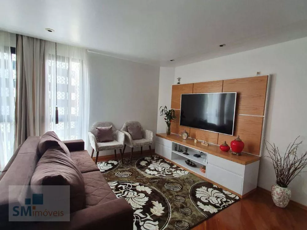 Apartamento à venda com 3 quartos, 132m² - Foto 1