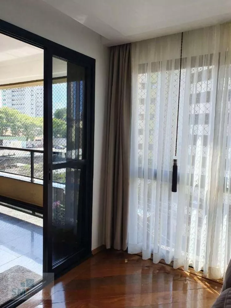 Apartamento à venda com 3 quartos, 132m² - Foto 4