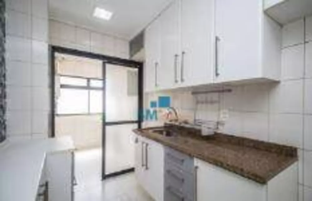 Apartamento à venda com 2 quartos, 67m² - Foto 4