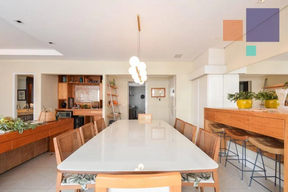 Apartamento, 3 quartos, 137 m² - Foto 2