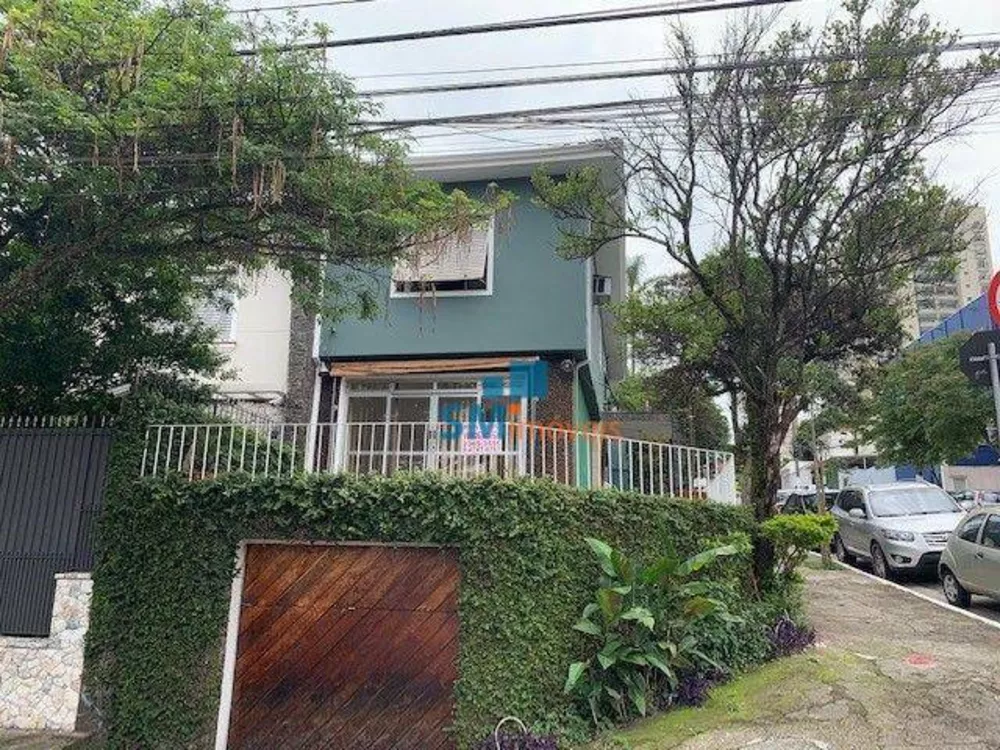 Sobrado à venda e aluguel com 3 quartos, 145m² - Foto 1