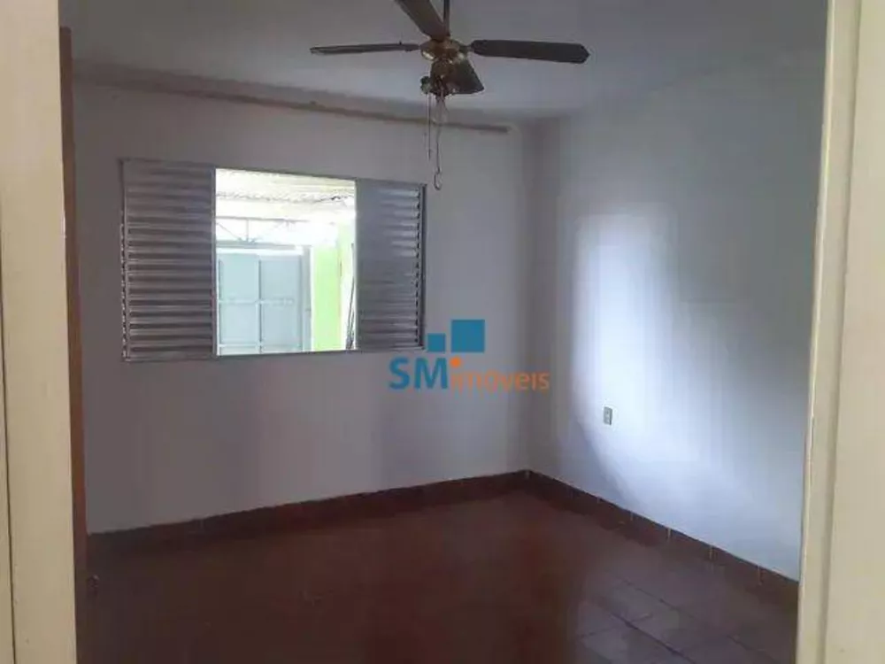 Casa à venda com 2 quartos, 37m² - Foto 1