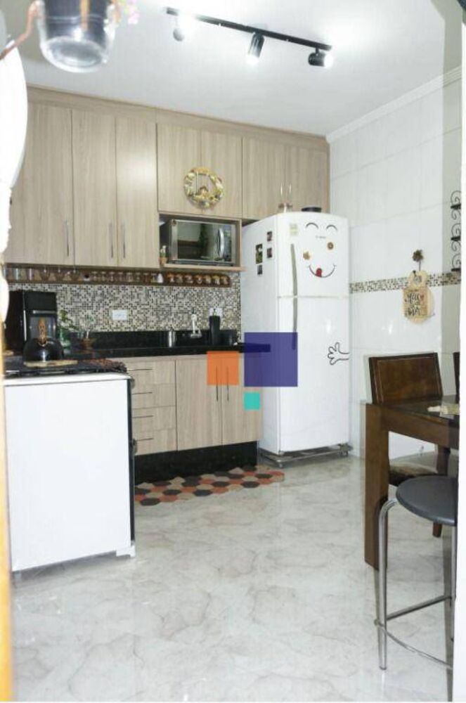 Sobrado à venda com 2 quartos, 125m² - Foto 37