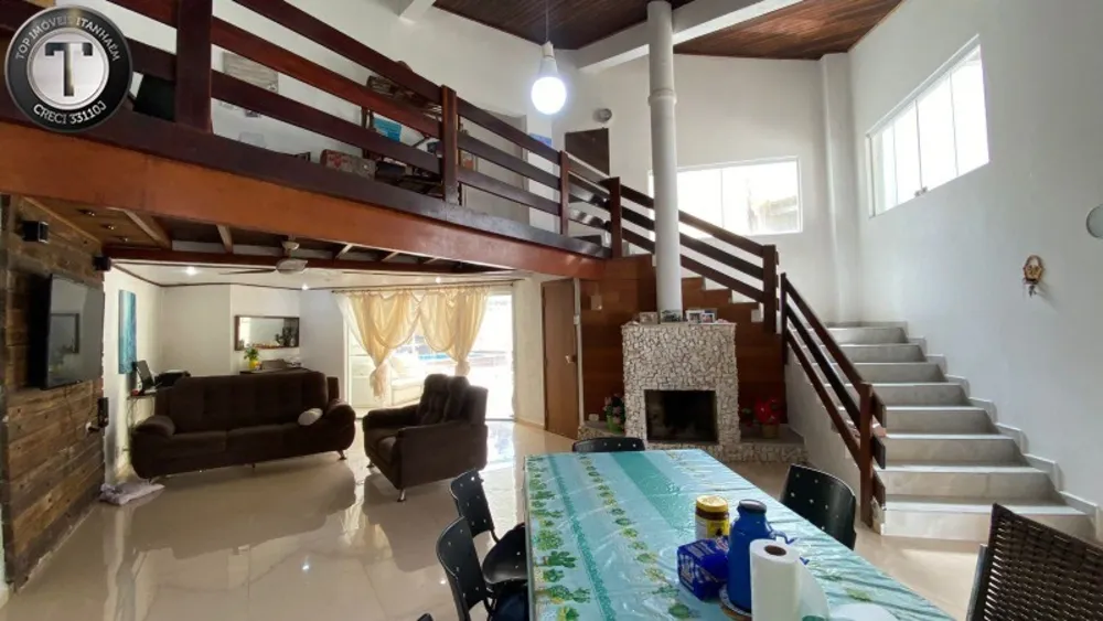 Casa, 3 quartos, 233 m² - Foto 12