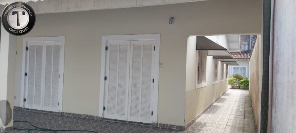 Casa, 3 quartos, 179 m² - Foto 1