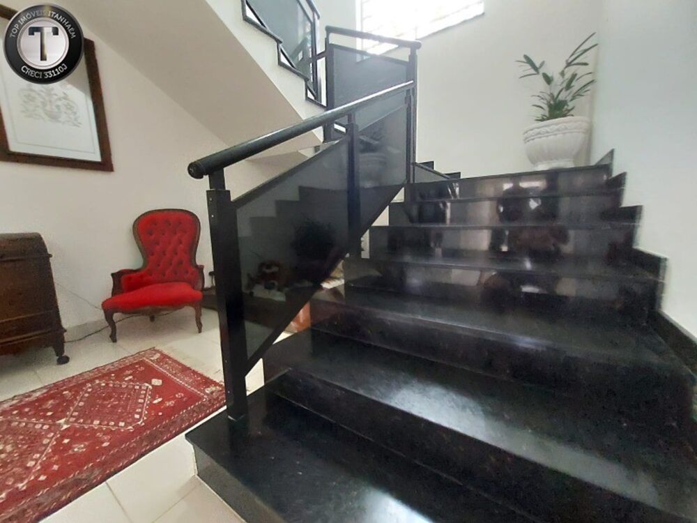 Casa, 8 quartos, 377 m² - Foto 4