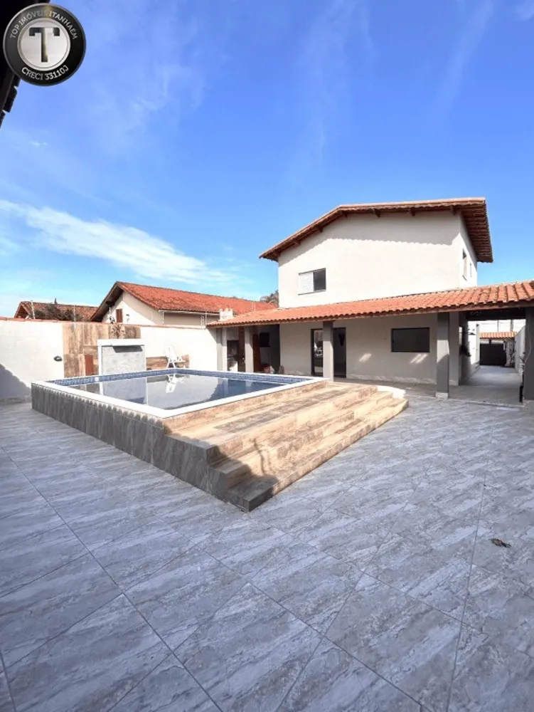 Casa, 6 quartos, 175 m² - Foto 1