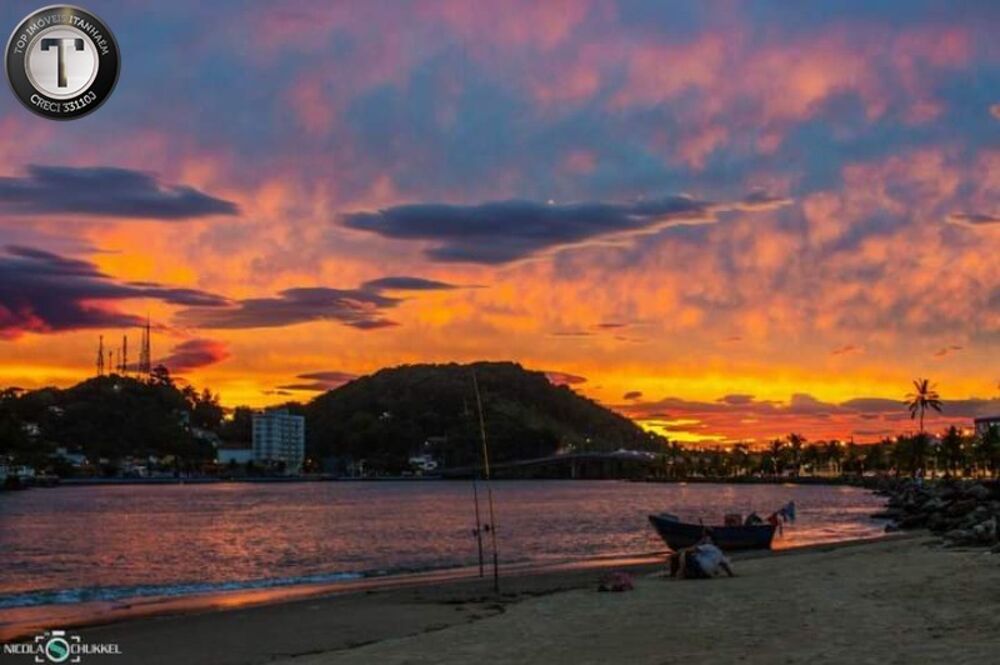 Terreno, 210 m² - Foto 1