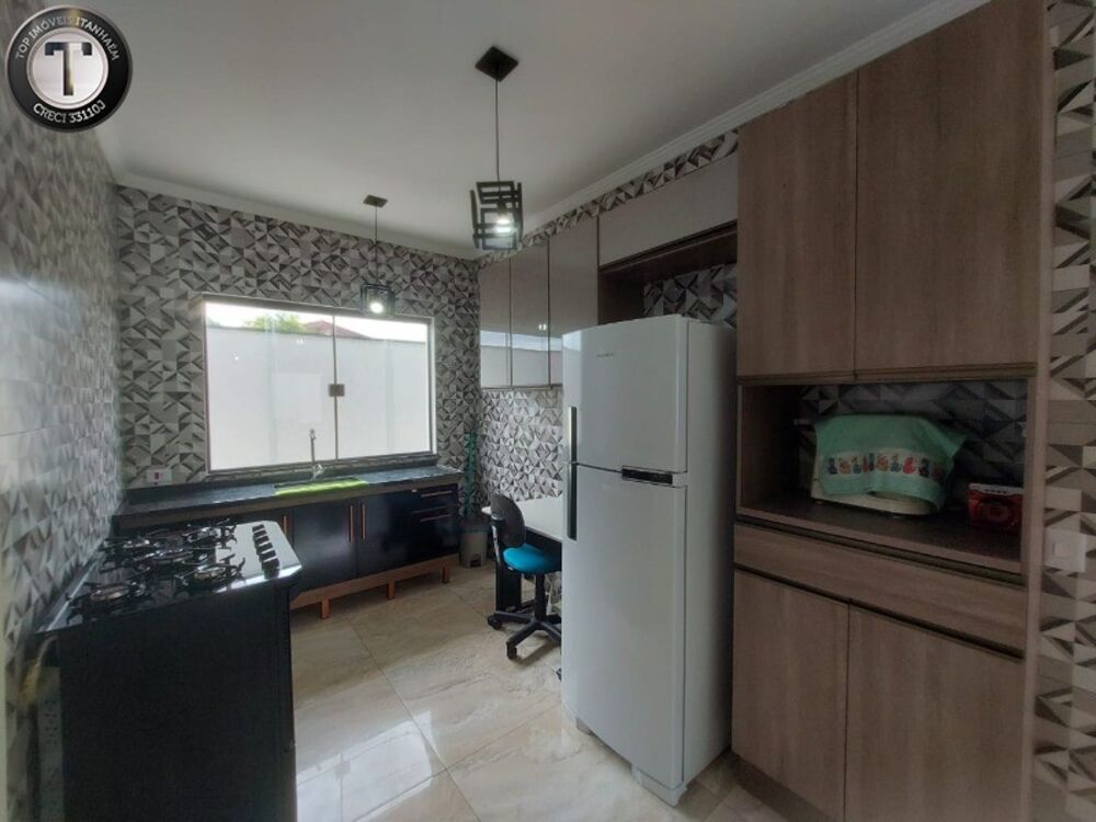 Casa, 3 quartos, 164 m² - Foto 2