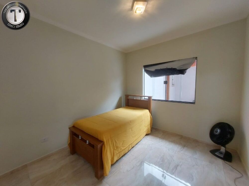 Casa, 3 quartos, 164 m² - Foto 1