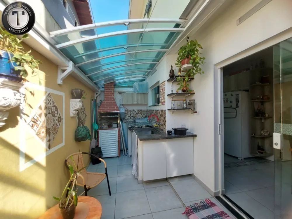 Casa à venda com 2 quartos, 71m² - Foto 16