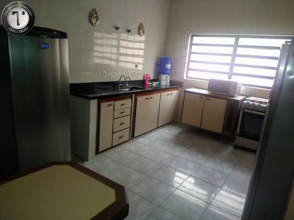 Casa, 6 quartos, 200 m² - Foto 5