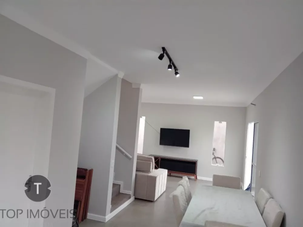 Casa, 3 quartos, 132 m² - Foto 2