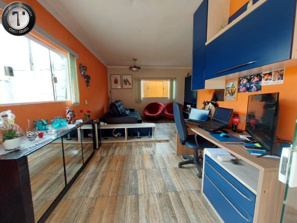 Casa, 5 quartos, 150 m² - Foto 1