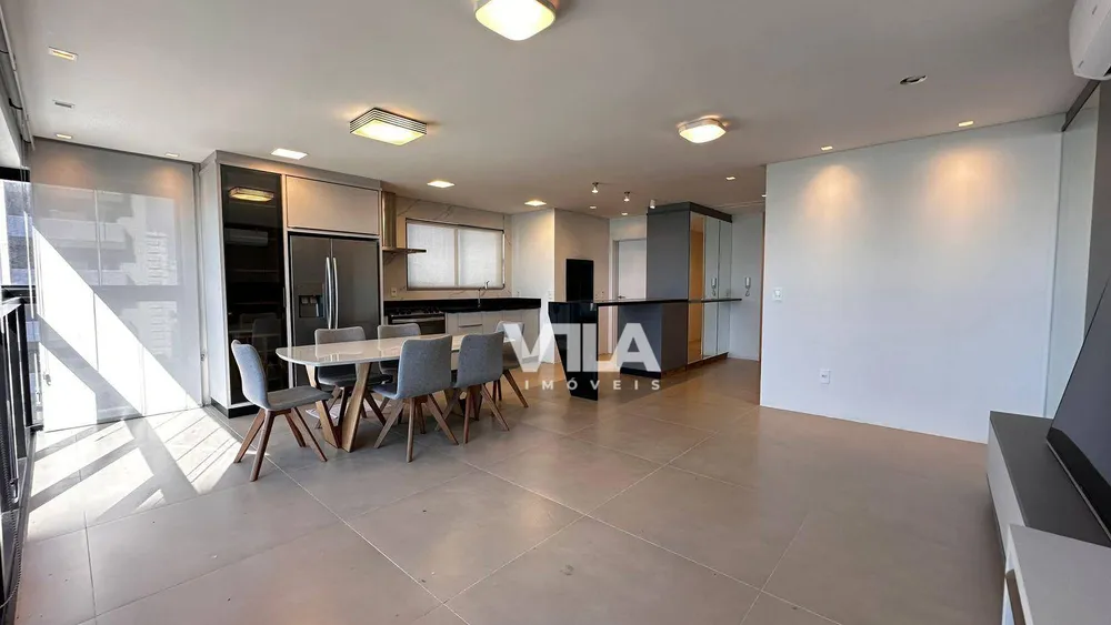 Apartamento, 3 quartos, 134 m² - Foto 2
