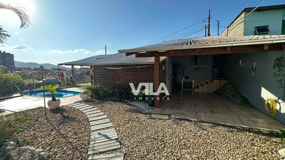 Casa, 4 quartos, 218 m² - Foto 11