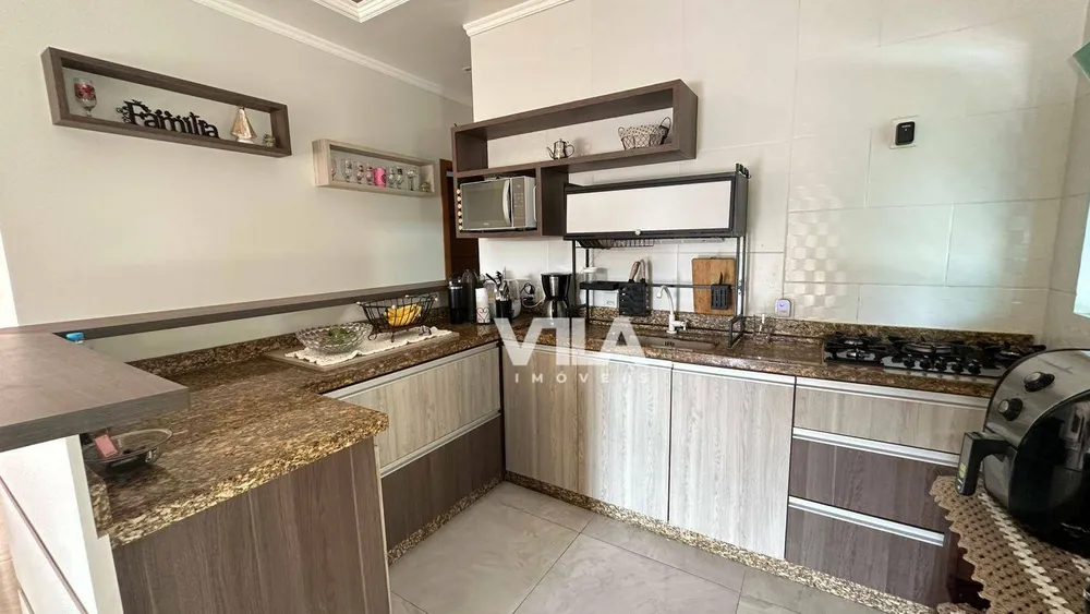 Casa, 4 quartos, 218 m² - Foto 5