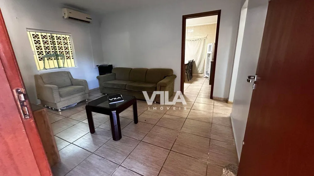 Casa, 4 quartos, 210 m² - Foto 2